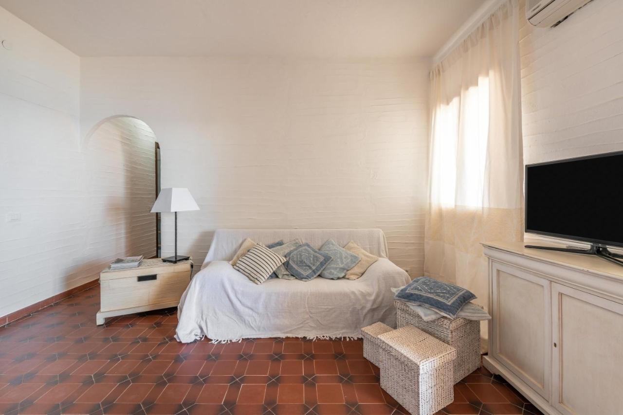Casa Nicoleup Villa Porto Columbu - Perd'E Sali Buitenkant foto